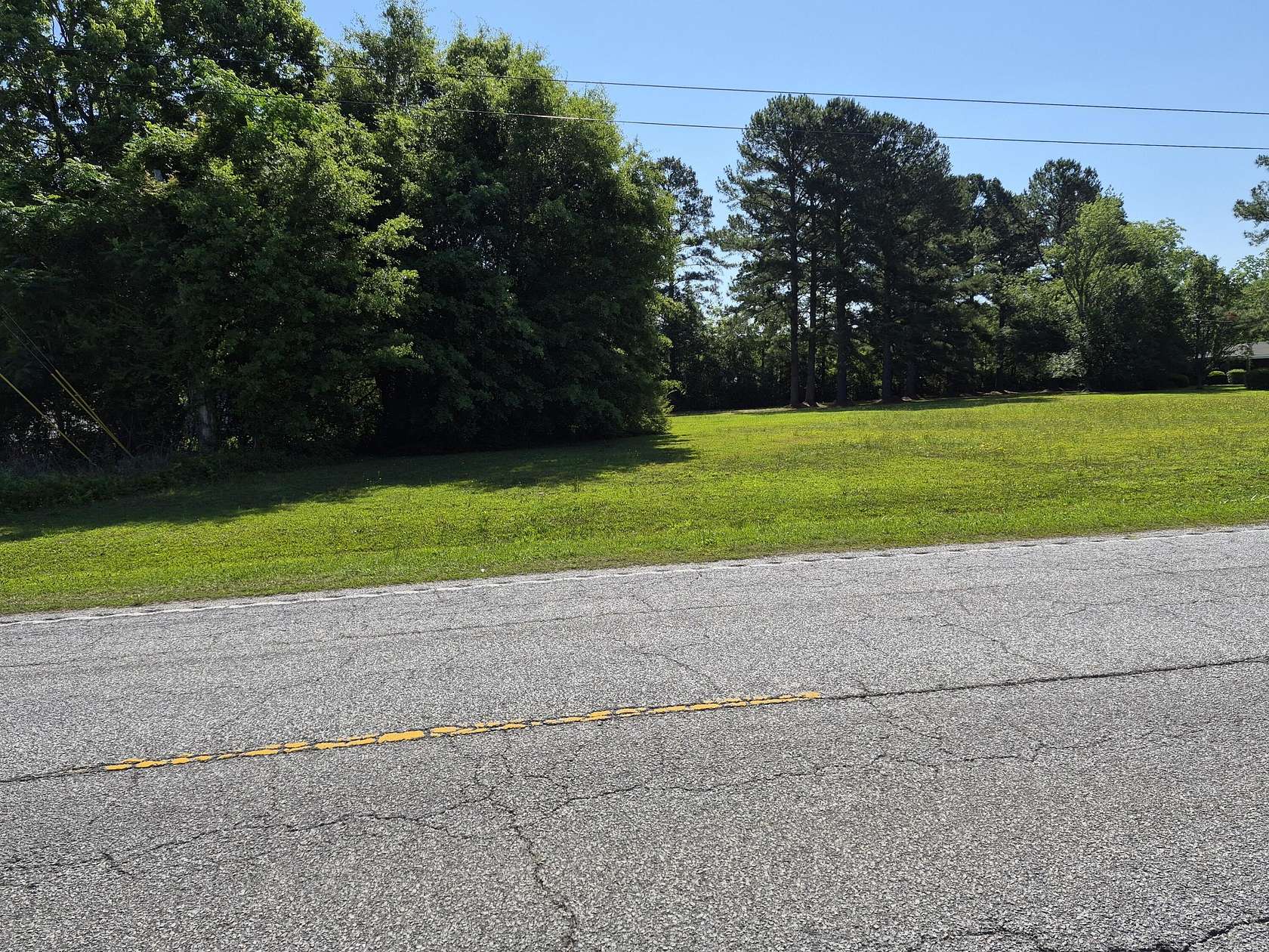 1 Acre of Residential Land for Sale in Holly Hill, South Carolina