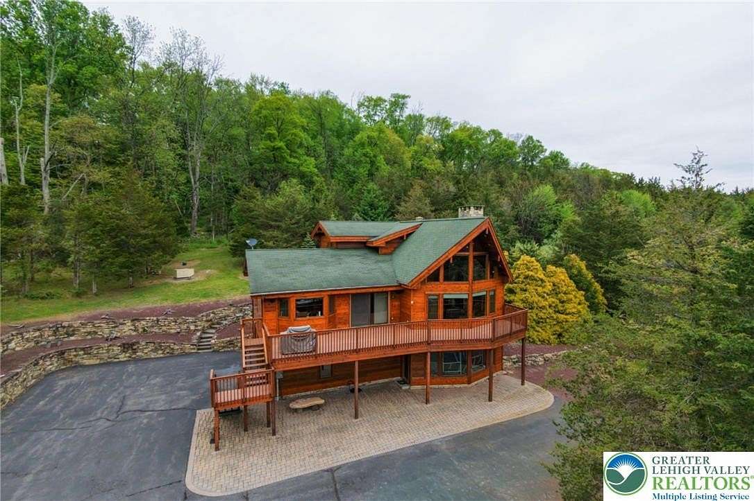 4 Acres of Land with Home for Sale in Hardwick Township, New Jersey
