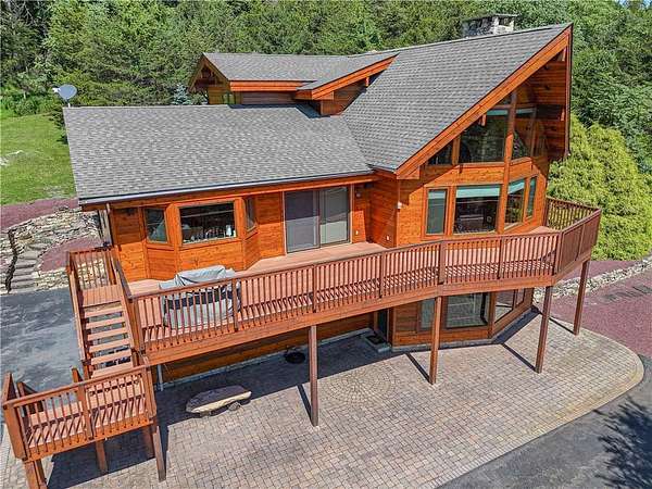 4 Acres of Land with Home for Sale in Hardwick Township, New Jersey