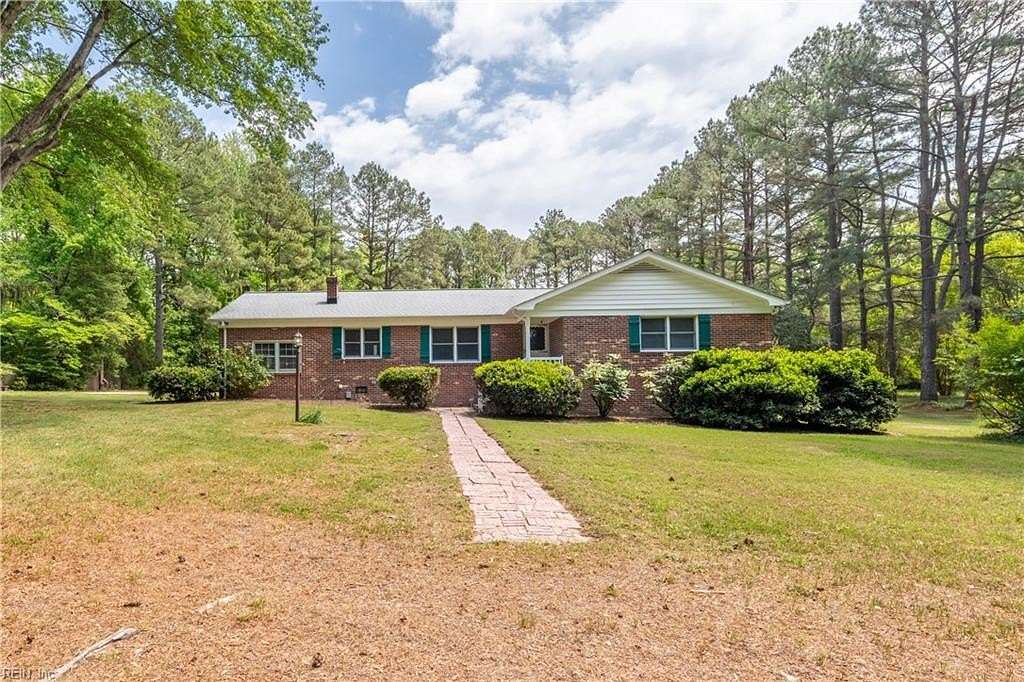 3.1 Acres of Land with Home for Sale in Williamsburg, Virginia