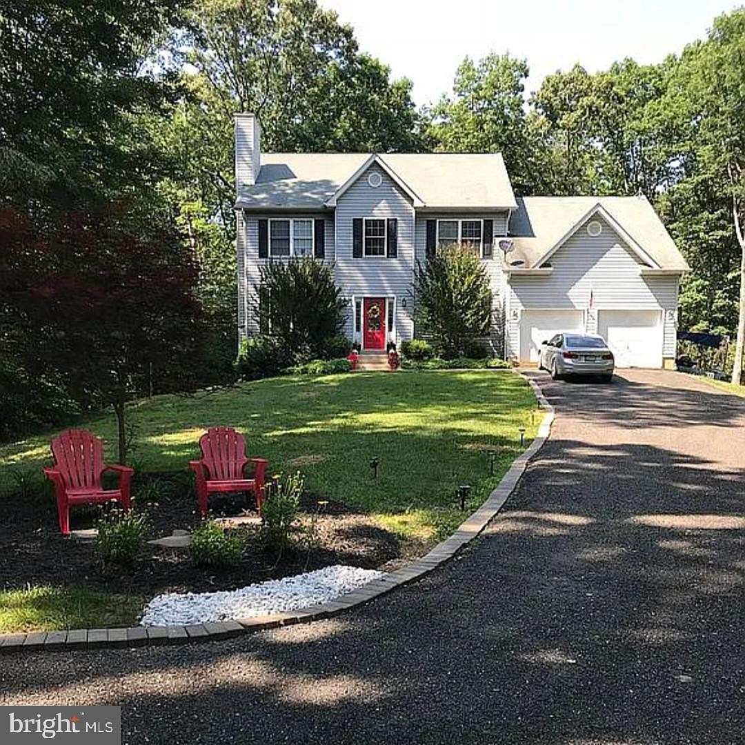 4.37 Acres of Land with Home for Sale in Indian Head, Maryland