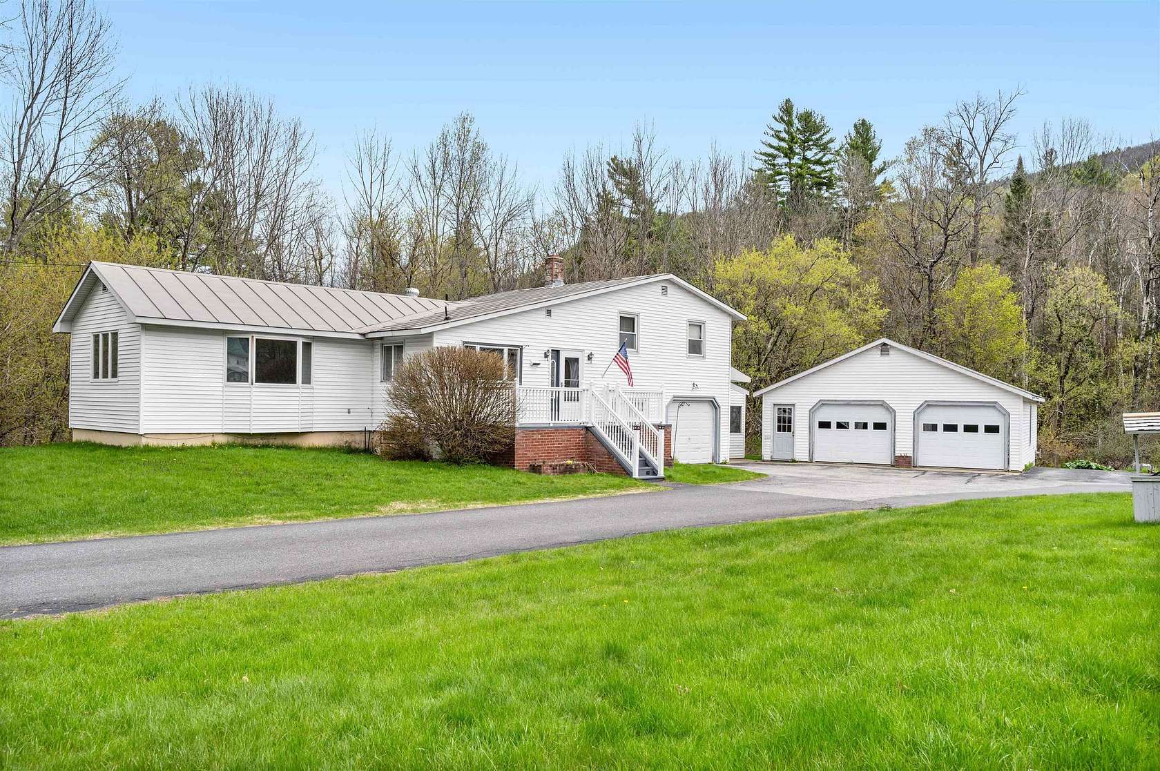 2 Acres of Improved Mixed-Use Land for Sale in Barre Town, Vermont