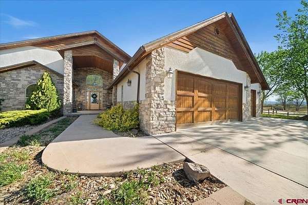 21.8 Acres of Agricultural Land with Home for Sale in Montrose, Colorado
