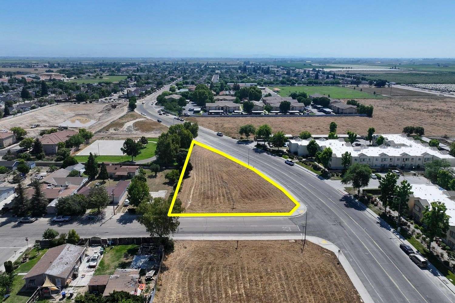 0.62 Acres of Residential Land for Sale in Parlier, California