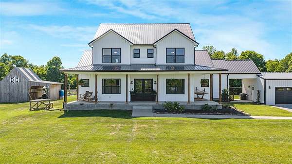30 Acres of Land with Home for Sale in Brownsville, Kentucky