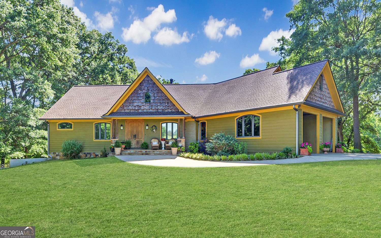 15.5 Acres of Land with Home for Sale in Lavonia, Georgia