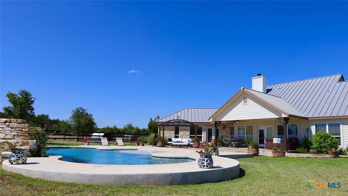 20 Acres of Agricultural Land with Home for Sale in Florence, Texas