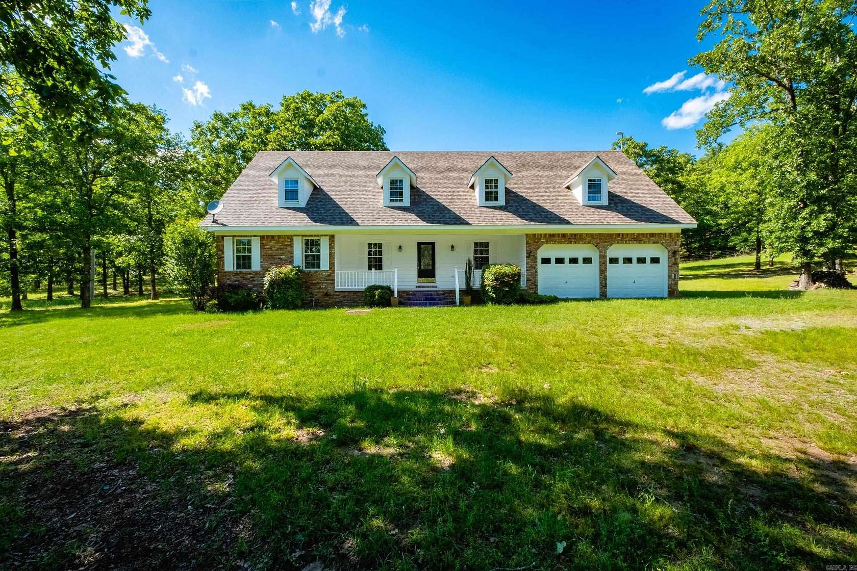 7.5 Acres of Land with Home for Sale in Mayflower, Arkansas