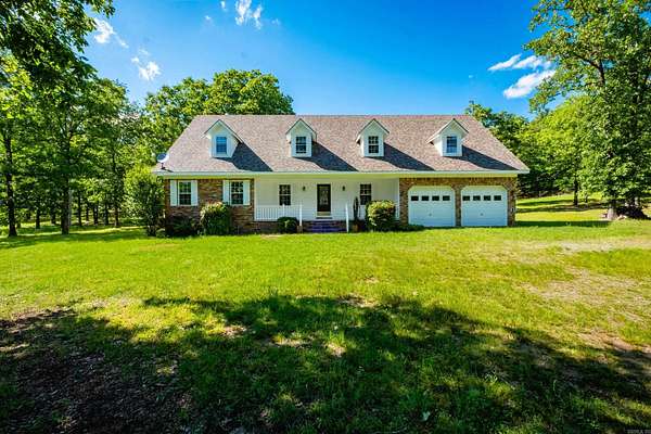 7.5 Acres of Land with Home for Sale in Mayflower, Arkansas