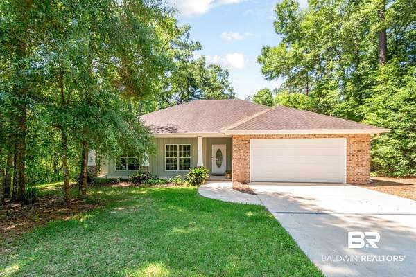 3.1 Acres of Land with Home for Sale in Mobile, Alabama