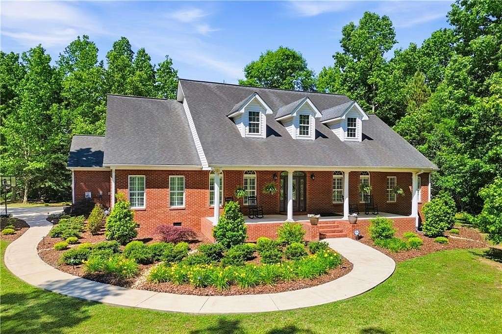 5.48 Acres of Land with Home for Sale in Dalton, Georgia