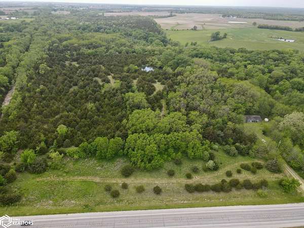 26.9 Acres of Recreational Land with Home for Sale in Bloomfield, Iowa