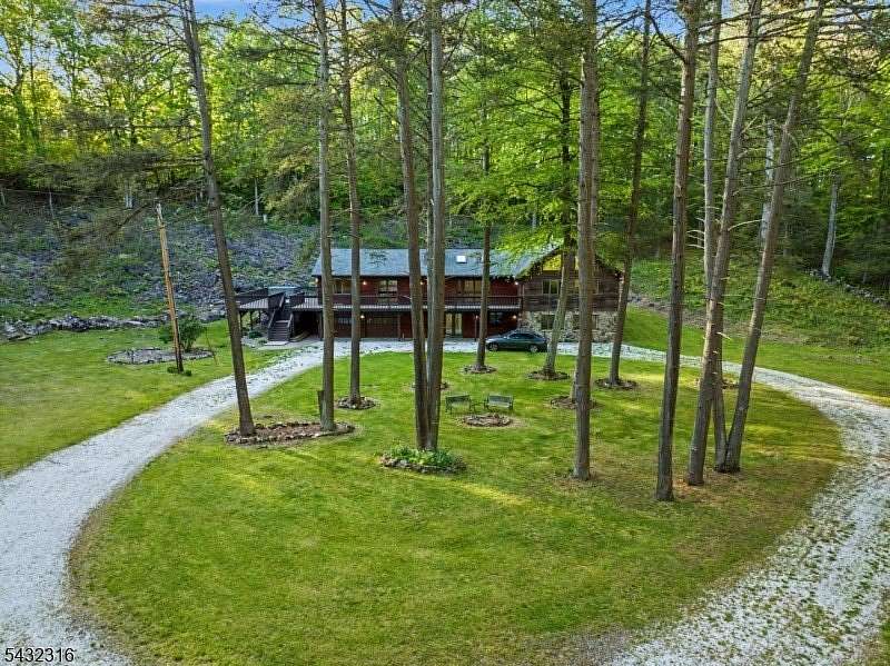 4 Acres of Mixed-Use Land for Sale in Frelinghuysen Township, New Jersey