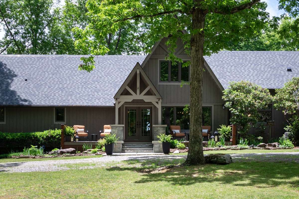 5 Acres of Land with Home for Sale in Monteagle, Tennessee