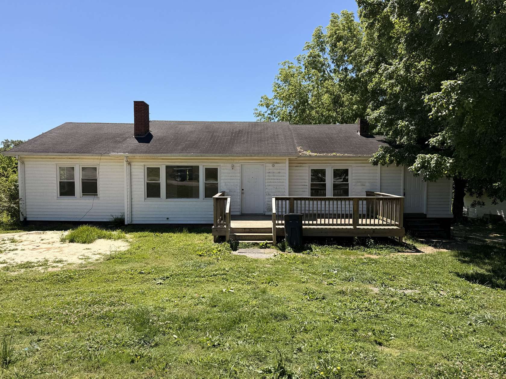 23.3 Acres of Recreational Land with Home for Lease in Loretto, Tennessee