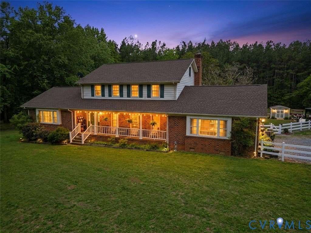 5 Acres of Land with Home for Sale in Amelia Court House, Virginia