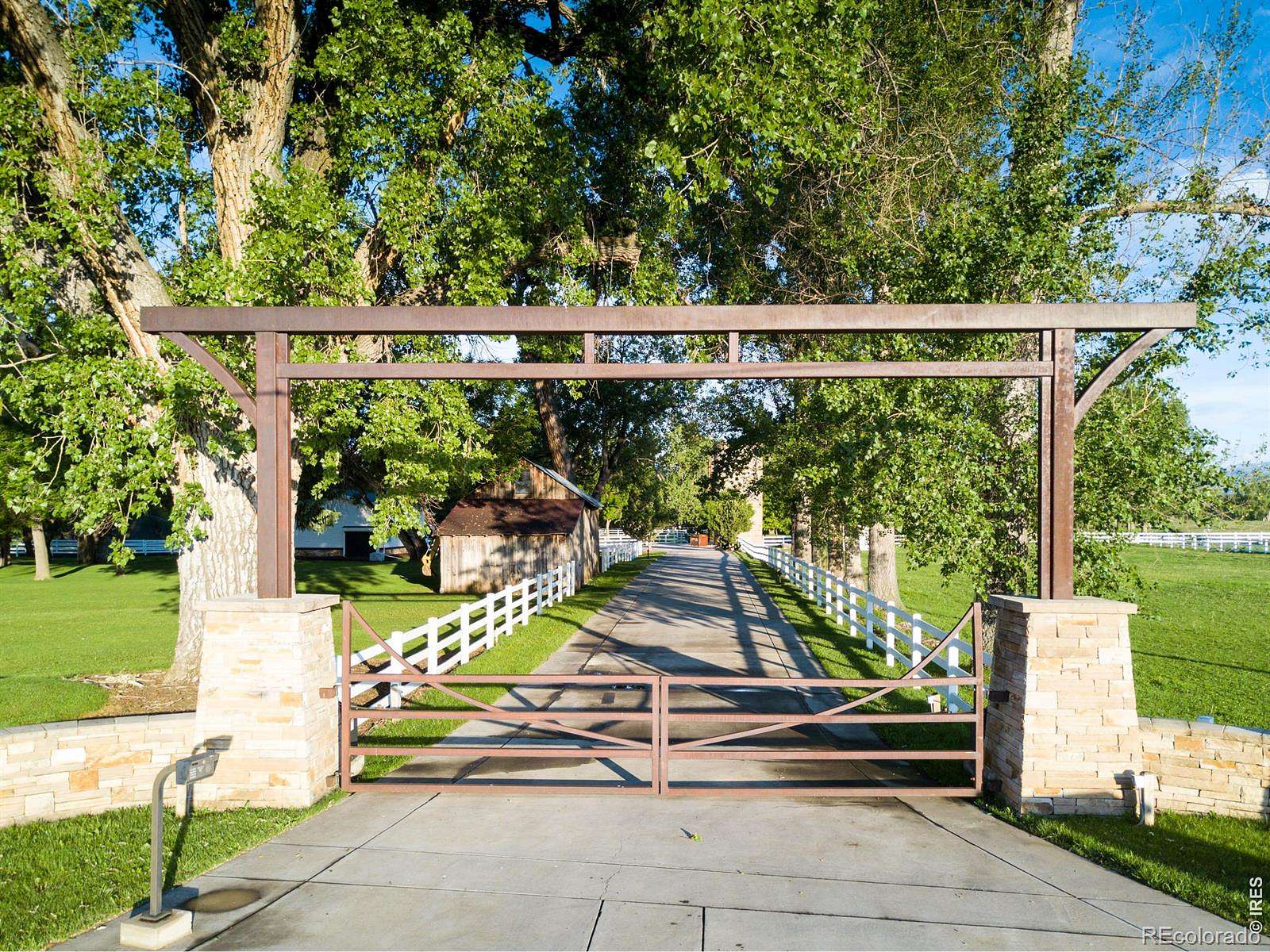 20.3 Acres of Land with Home for Sale in Longmont, Colorado