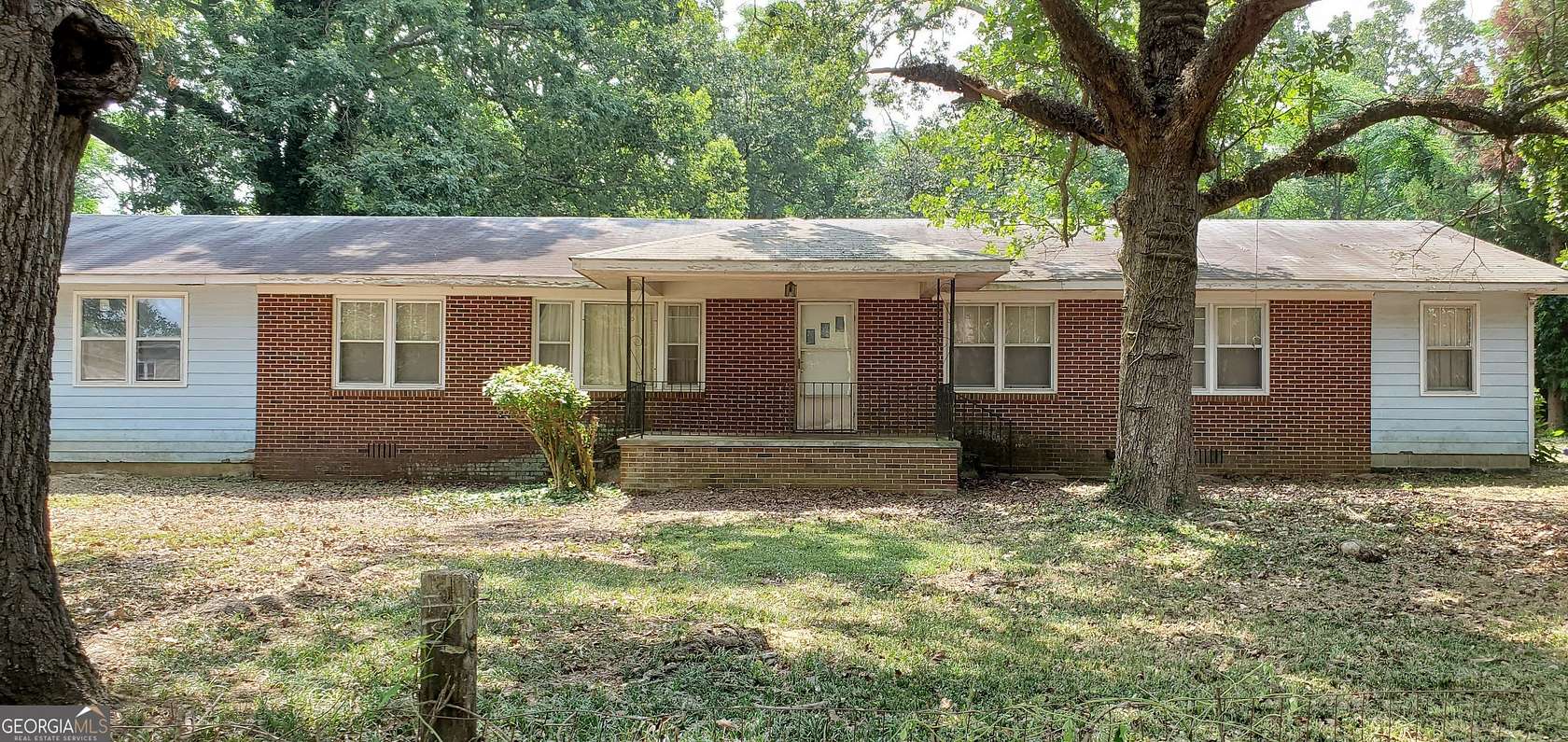 8 Acres of Land with Home for Sale in Watkinsville, Georgia