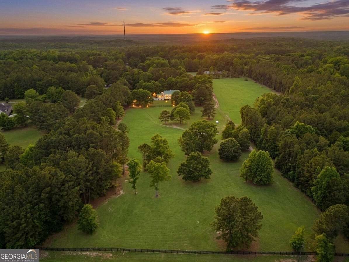 15.1 Acres of Land with Home for Sale in Newnan, Georgia