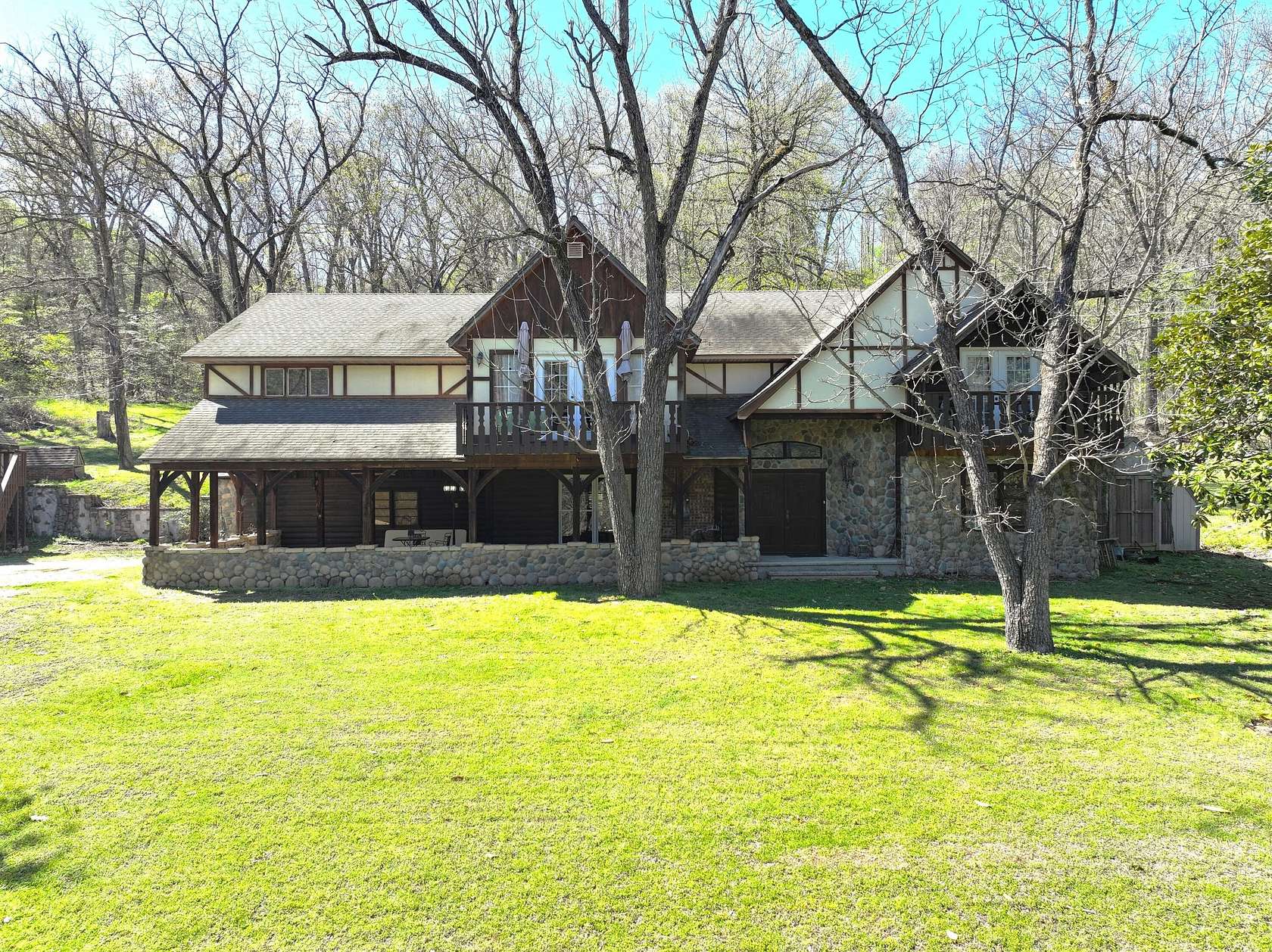12 Acres of Recreational Land with Home for Sale in Noel, Missouri