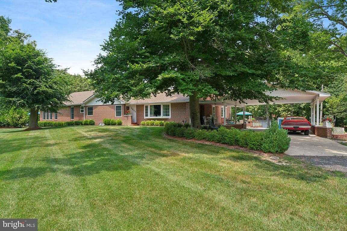 3.9 Acres of Land with Home for Sale in Accokeek, Maryland
