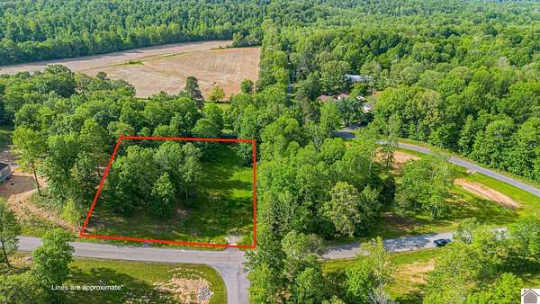 1.73 Acres of Residential Land for Sale in Benton, Kentucky