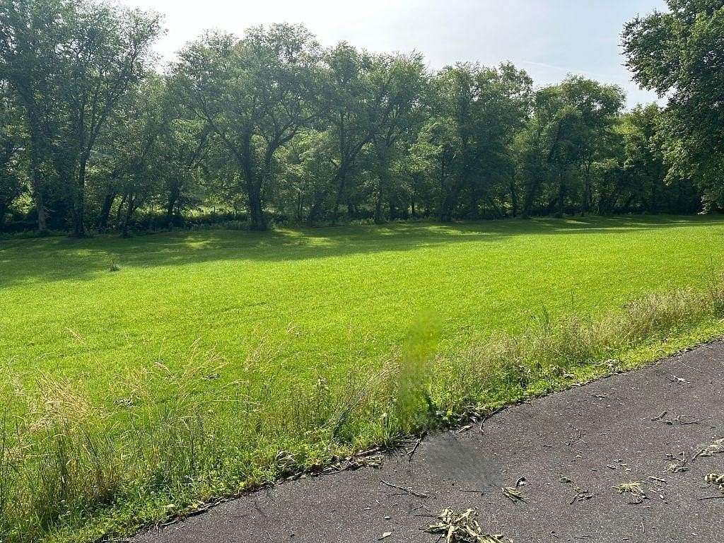 1 Acre of Land for Sale in Warne, North Carolina