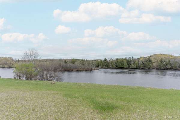 0.26 Acres of Residential Land for Sale in Kingsford, Michigan