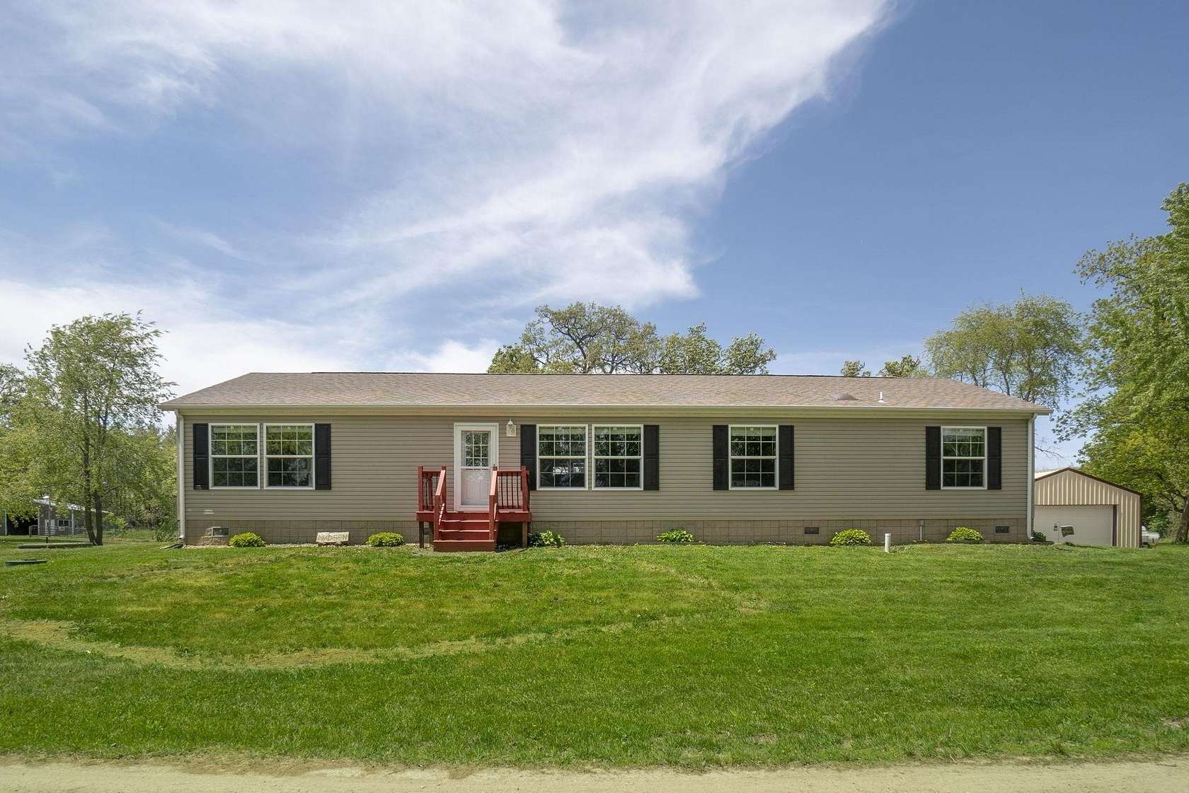 12.5 Acres of Recreational Land with Home for Sale in Tripoli, Iowa