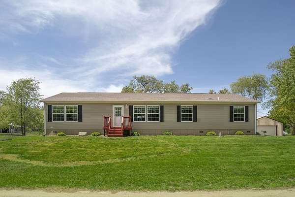 12.5 Acres of Recreational Land with Home for Sale in Tripoli, Iowa