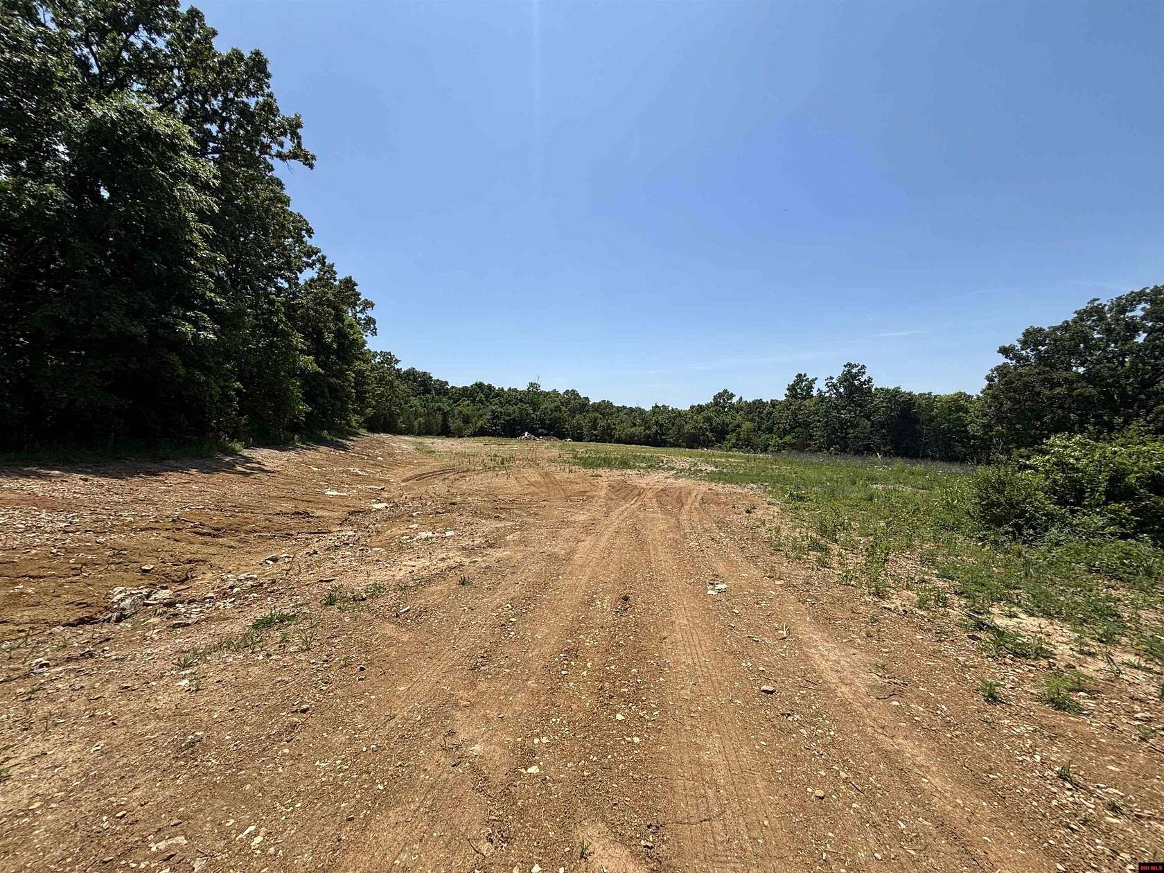 7.75 Acres of Residential Land for Sale in Mountain Home, Arkansas