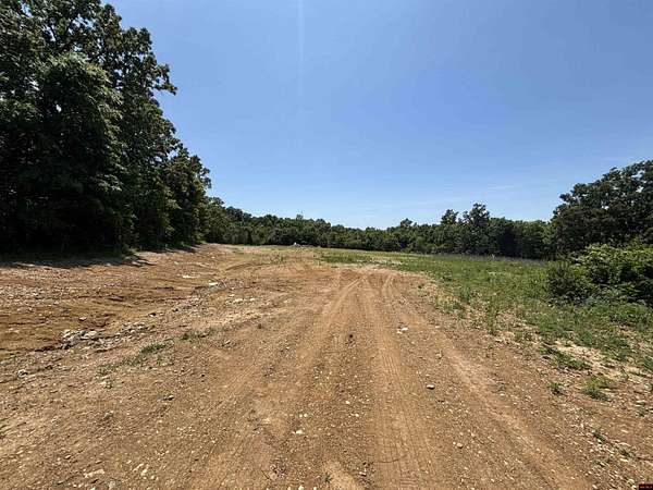 7.75 Acres of Residential Land for Sale in Mountain Home, Arkansas