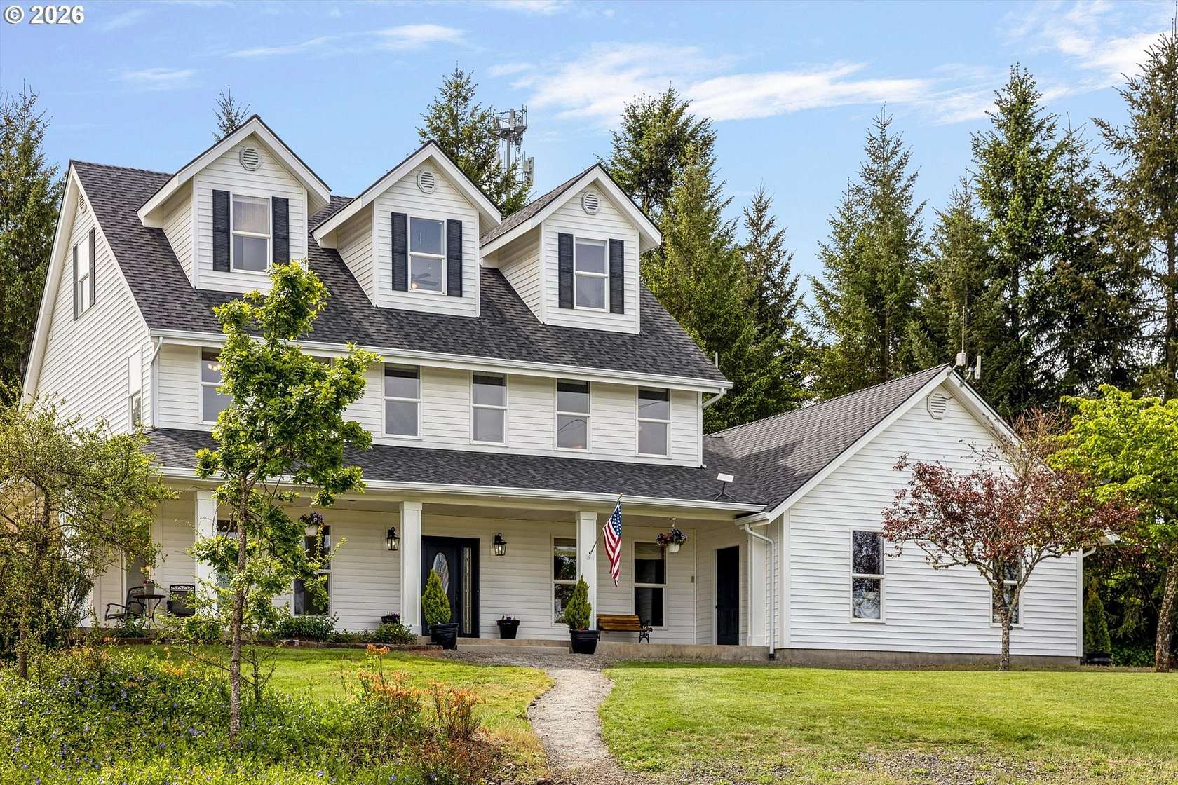 19.4 Acres of Land with Home for Sale in Yamhill, Oregon