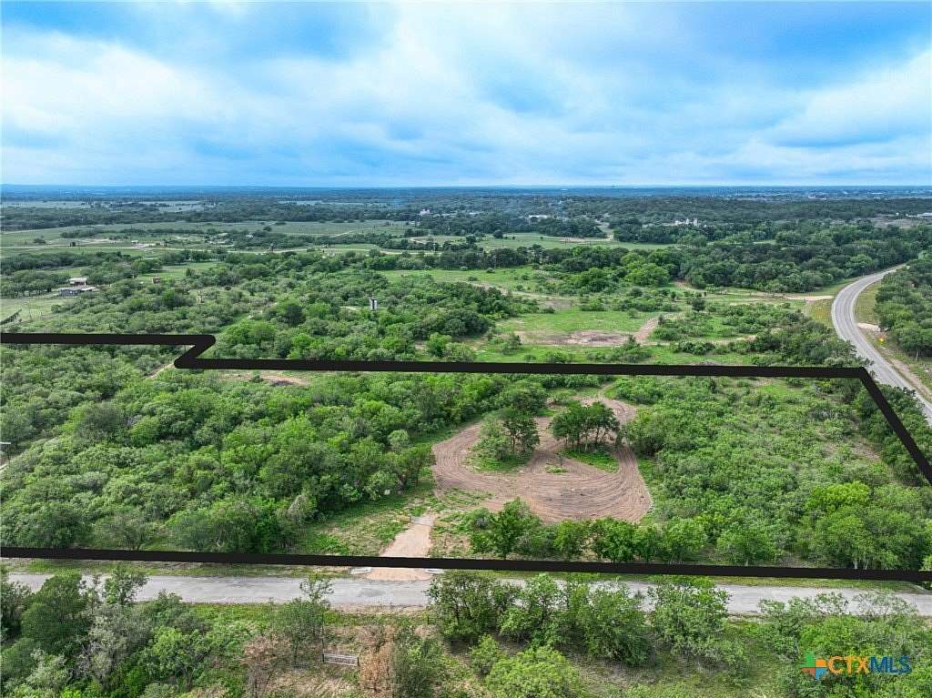 11.1 Acres of Land for Sale in Luling, Texas