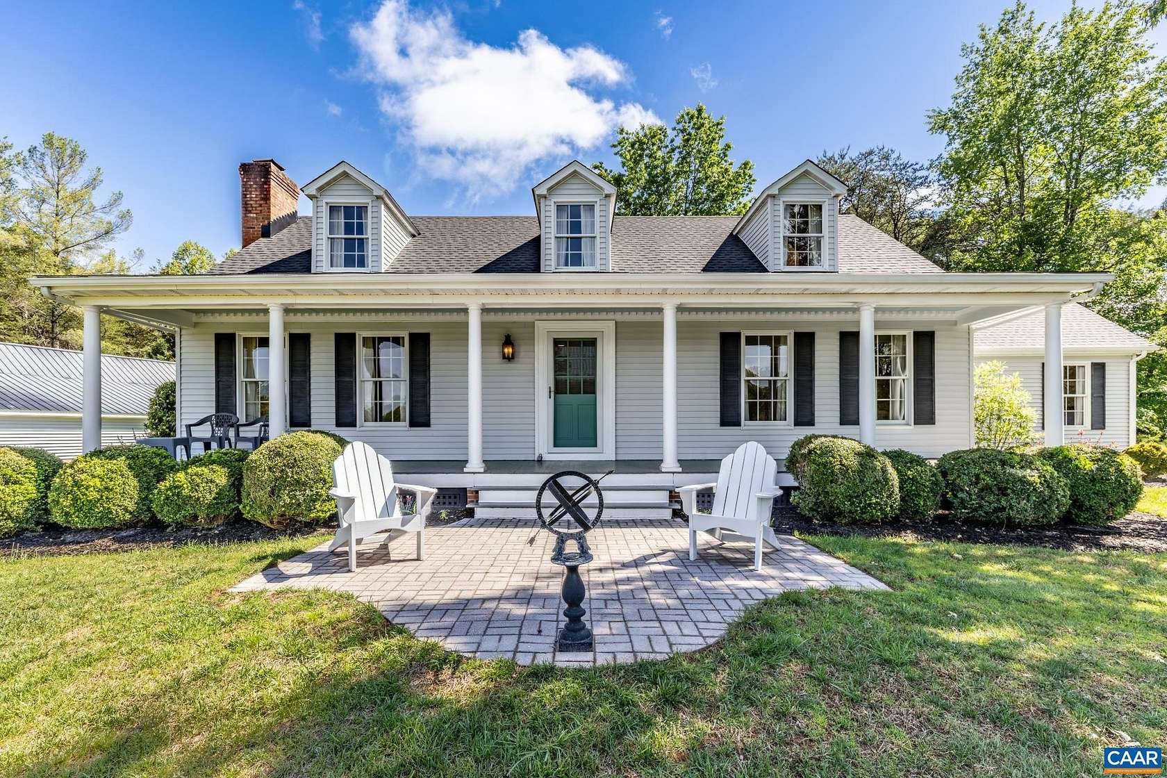 6.6 Acres of Land with Home for Sale in Barboursville, Virginia
