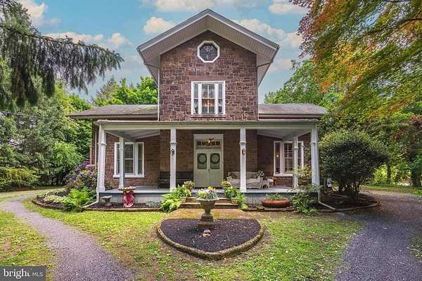 1.5 Acres of Land with Home for Sale in Beverly, New Jersey