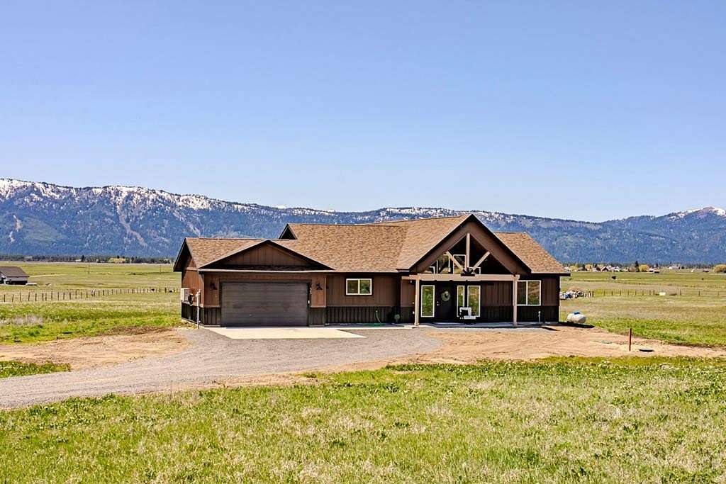 7.33 Acres of Land with Home for Sale in Donnelly, Idaho