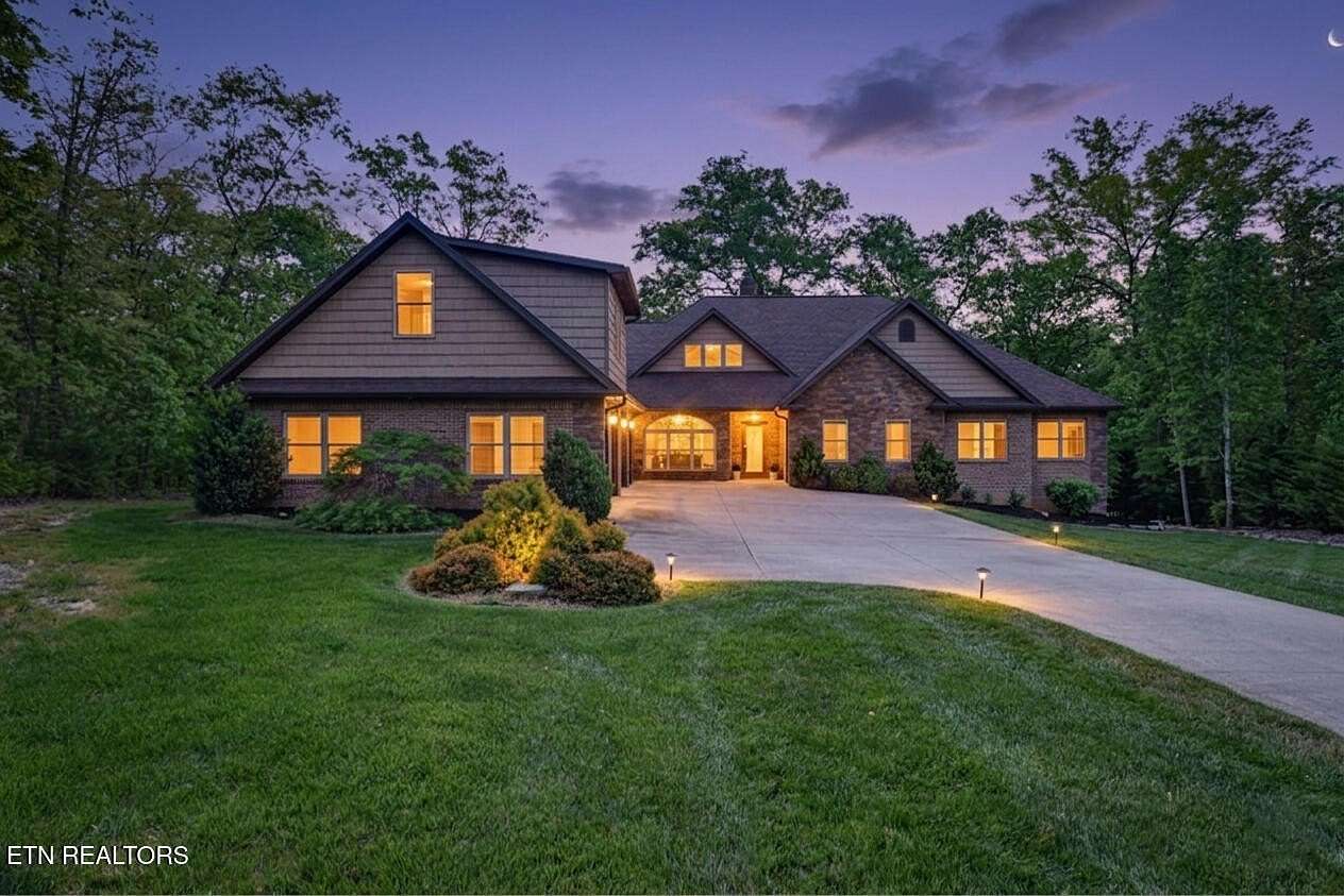 2 Acres of Land with Home for Sale in Crossville, Tennessee
