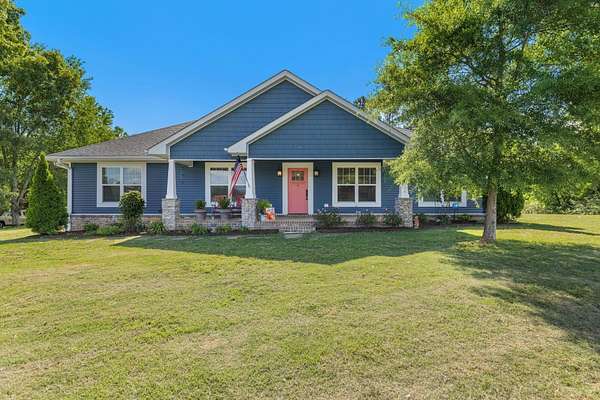 4 Acres of Land with Home for Sale in Rogersville, Alabama