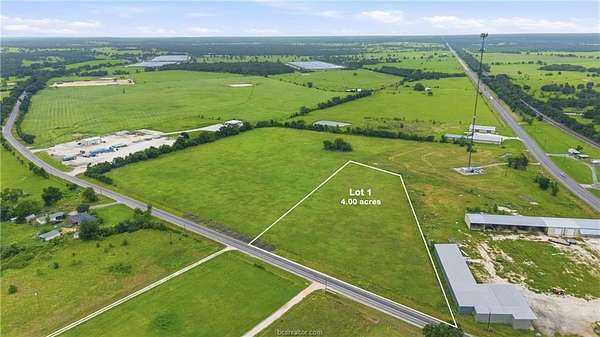 4 Acres of Residential Land for Sale in Marquez, Texas