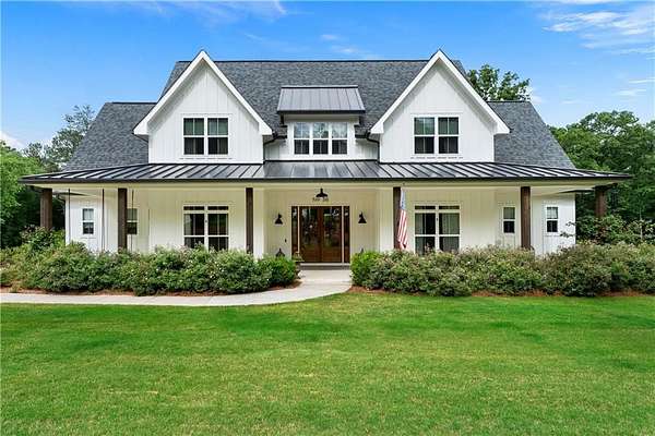 3 Acres of Land with Home for Sale in Cartersville, Georgia