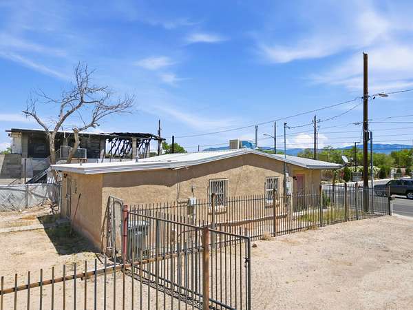 0.21 Acres of Mixed-Use Land for Sale in Albuquerque, New Mexico