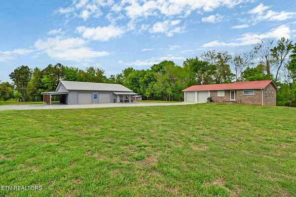 3.5 Acres of Improved Mixed-Use Land for Sale in Spring City, Tennessee