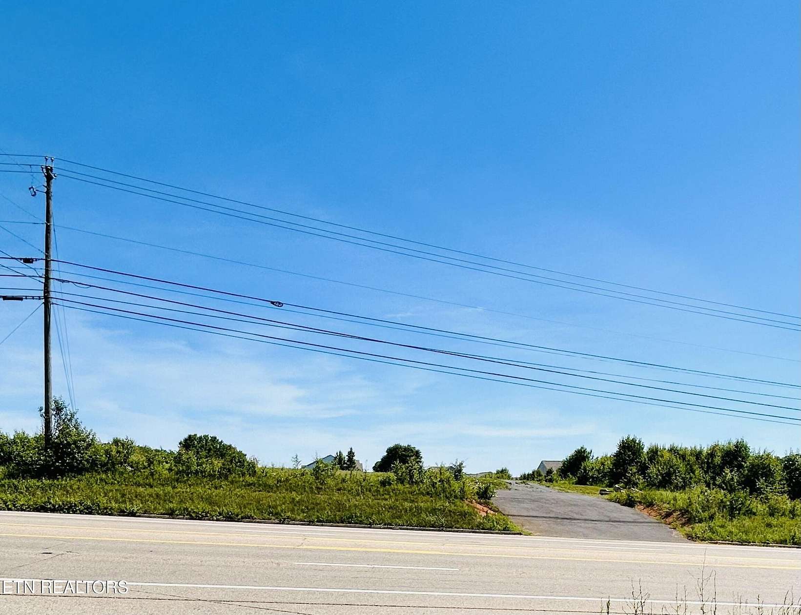 1 Acre of Mixed-Use Land for Sale in Seymour, Tennessee