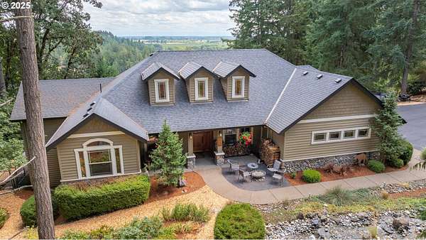3 Acres of Land with Home for Sale in McMinnville, Oregon