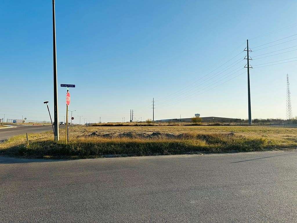 0.77 Acres of Mixed-Use Land for Lease in Eagle Pass, Texas