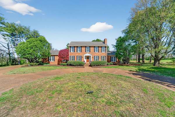 9 Acres of Land with Home for Sale in Mount Pleasant, Tennessee