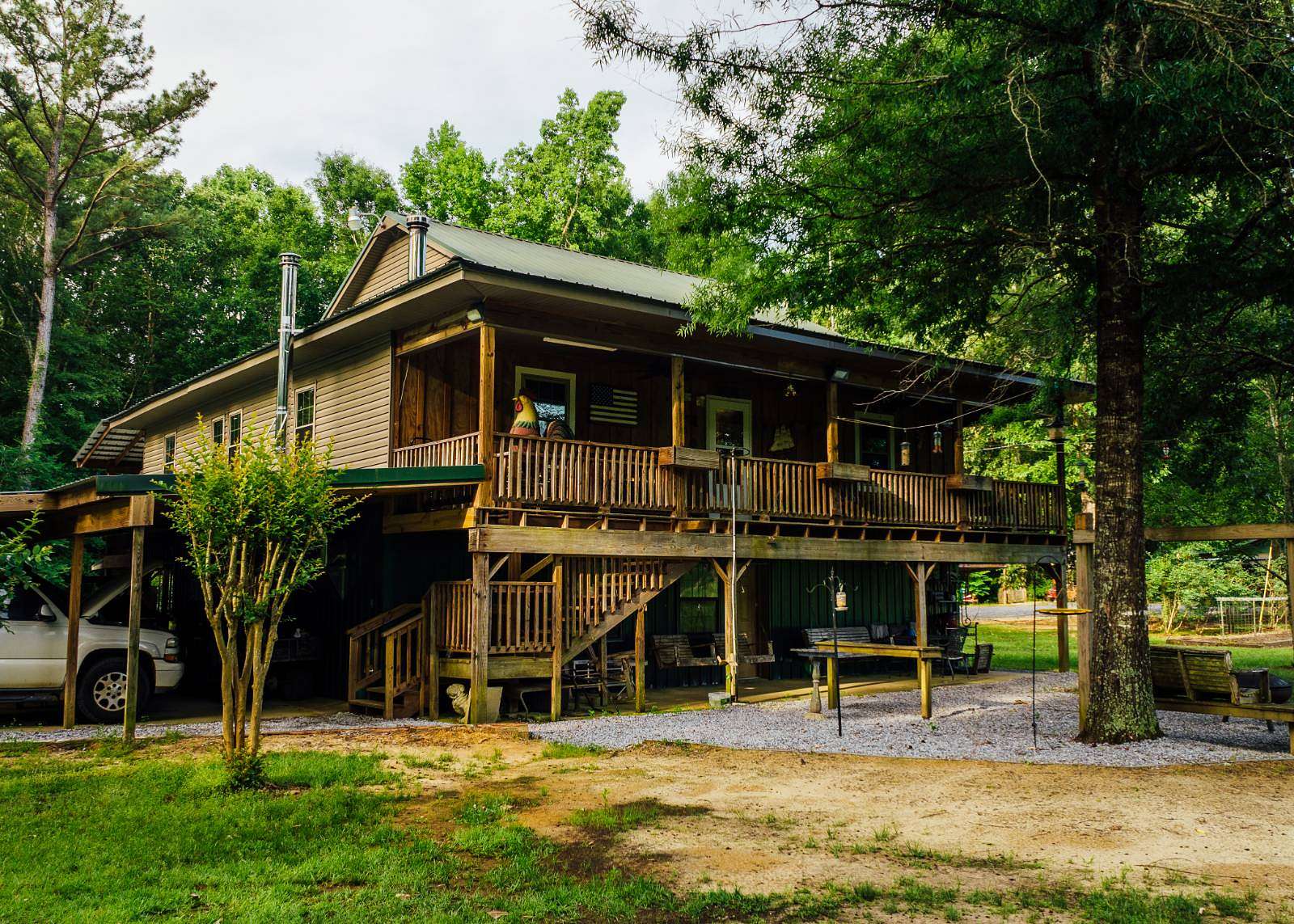 245 Acres of Land with Home for Sale in Hickory, Mississippi
