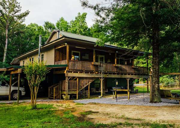 245 Acres of Land with Home for Sale in Hickory, Mississippi
