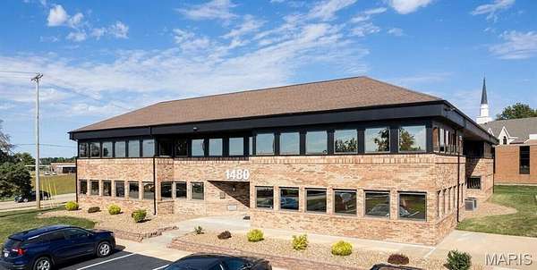 Commercial Land for Lease in St. Charles, Missouri